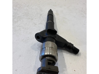 Vstřikovač 16600vw00c Toyota Land Cruiser (J120) pro naftový motor 3.0
