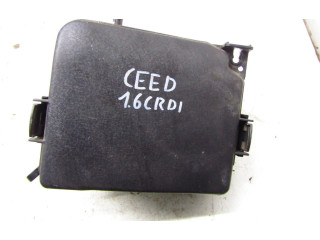 Блок предохранителей 91360-A2865, 91360-A2865 KIA Ceed