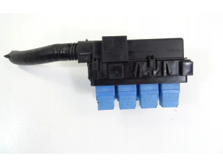   Pojistková skříňka 24382   Nssan Juke I F15 2014