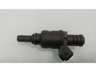 Форсунка 1427240    BMW X3 E83 для бензинового двигателя  2.2