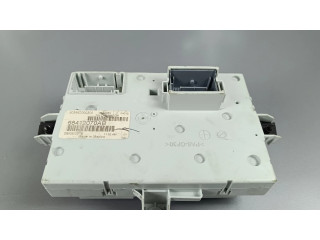   Pojistková skříňka 68412070AB   Jeep Cherokee 2019