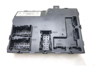 Блок комфорта 8V51-15K600-CJ Ford Fiesta