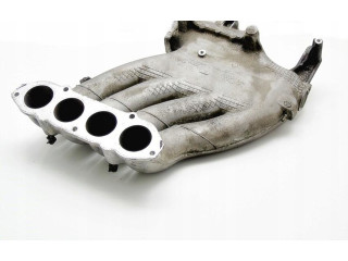 Поршень Всасывающий коллектор 06A133223AA Skoda Octavia Mk4