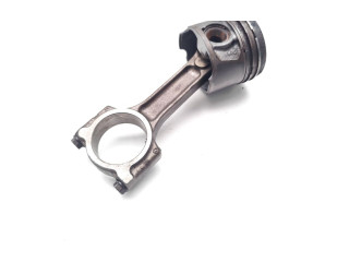 Píst K9K832 Renault Megane III K9K832