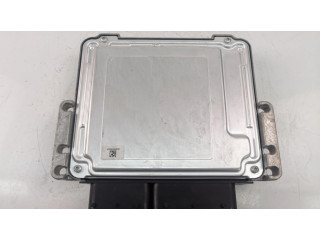 Блок управления двигателя 32360463 Volvo XC40