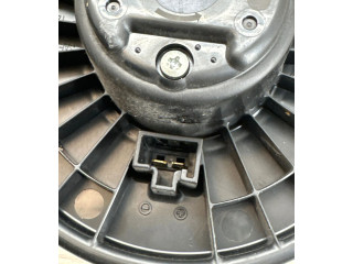 Вентилятор печки 2727000120 Mitsubishi Grandis