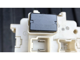 Pojistková skříňka 252307990A Infiniti FX 2011