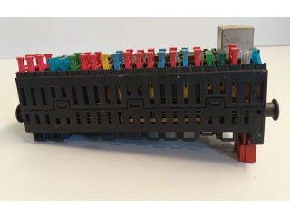 Блок предохранителей 357937039 Volkswagen Golf III