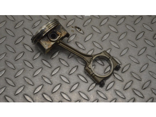 Píst AD70770 Subaru XV FB16