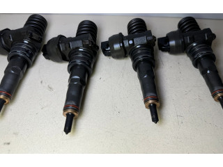 Комплект форсунок 038130073AG, 0414720215    Volkswagen Touran I   