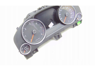 Přístrojová deska  Volkswagen Touareg II 2010 7P6920983R  