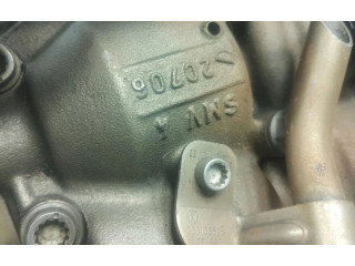 Масляный насос 03G103537B Audi A6 S6 C6 4F