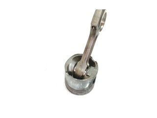  Поршень M47N204D4 0840C  BMW X3 E83  