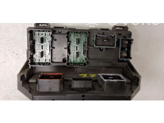 Блок предохранителей  68089320AD, WK032040I3   Jeep Grand Cherokee    