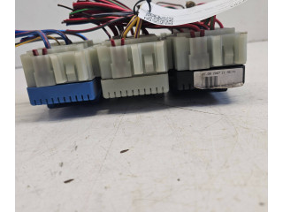 Блок предохранителей    Volvo V70    