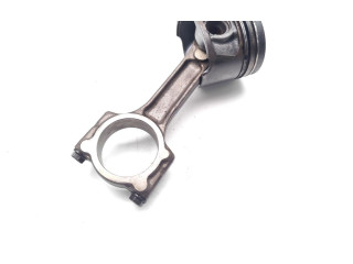 Píst K9K832 Renault Megane III K9K832