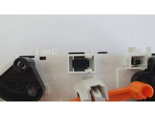 Блок управления климат-контролем 96722483ZD   Peugeot 2008 I