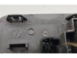 Панель приборов 7700410134, 7700849254   Renault Clio II       