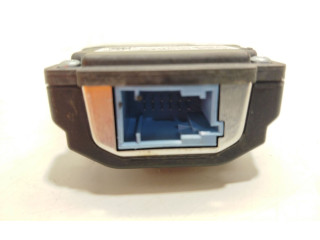 Блок управления 9831386680   Opel Combo E