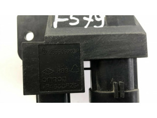 Блок управления 255509263R, F579 Renault Clio IV