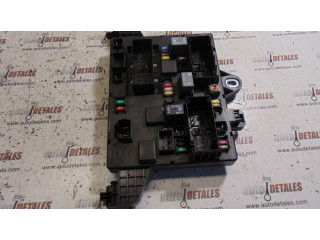 Pojistková skříňka 365927271 Vauxhall Astra 2011