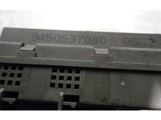 Pojistková skříňka Řídící jednotka BSM 8204C3, 9450537080 Peugeot 405 1992