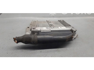 Блок управления двигателем Блок управления 7700105560   Renault Twingo I