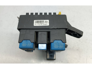 Блок предохранителей 911981C020 Hyundai Getz