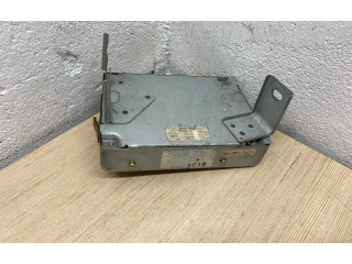 Блок управления двигателя B67L189E1   Mazda 323