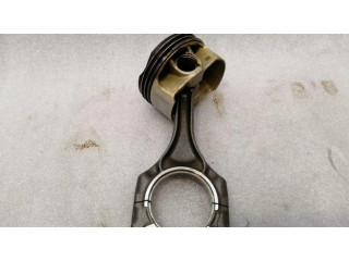 Píst 11247843237, 11257556955 BMW M5 pro benzínový motor 4.4