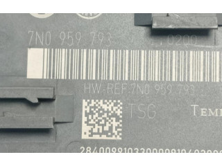 Блок управления двигателя 7N0959793 Skoda Yeti (5L)