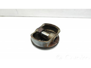 Píst BMW 5 E60 E61 pro benzínový motor 2.5 M54B25