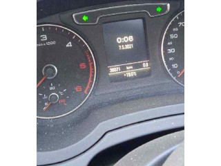 Панель приборов 8U0920940M   Audi Q3 F3       