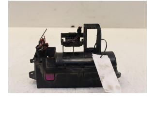   Pojistková skříňka 0816332638, 570002111884   Volkswagen Tiguan 2008