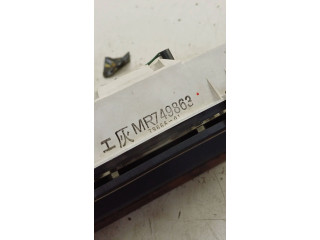 Дисплей MR749863 Mitsubishi Pajero