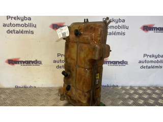 Расширительный бачок охлаждающей жидкости