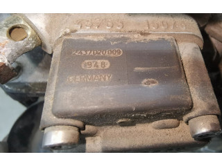 Топливная рампа 0438121070, 026133353D Audi 80 90 B3