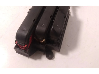 Блок предохранителей 8K2971845A   Audi A5 8T 8F    