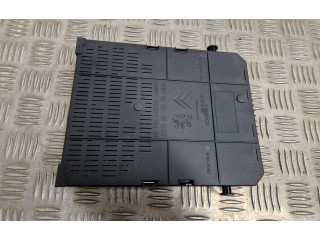 Pojistková skříňka 9812188580 Peugeot 3008 2014