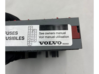 Блок предохранителей 8622520, 8622520 Volvo S80