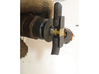 Vstřikovač 0445110566 Peugeot 301