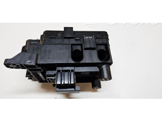 Блок предохранителей  68347002AE   Jeep Grand Cherokee WL    