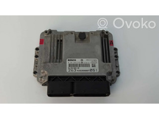 Блок управления двигателем Блок управления 0281018315, 51915419 Fiat Doblo