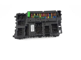 Блок предохранителей  FU5T15604DAK, FU5T-15604-DAK   Ford Ranger    