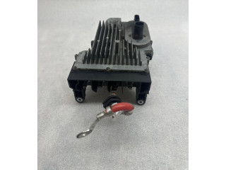 Модуль управления аккумулятором 31652213    Volvo S90, V90   