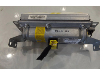 Подушка безопасности пассажира 6Q0880204H   Volkswagen Polo