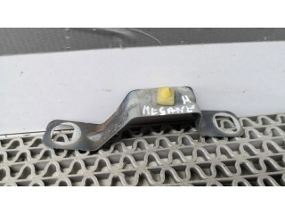 Держатель крыла