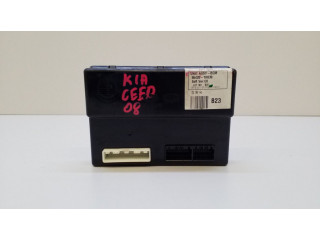 Блок комфорта 954201H030   KIA Ceed   