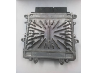 Блок управления двигателя 30771550, 1039S18372   Volvo XC90