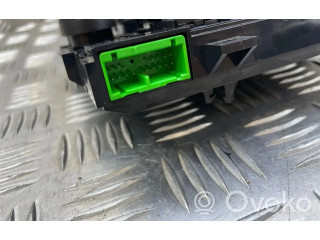 Блок управления климат-контролем 30745823 Volvo V70